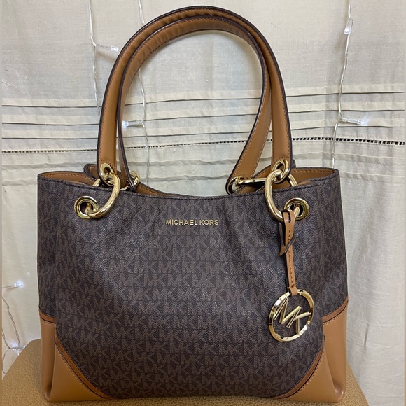 Michael Kors shoulder bag NWOT - Picture 1 of 14